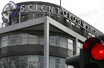 Nemecko sa vzdalo pokusu zakázať scientológiu